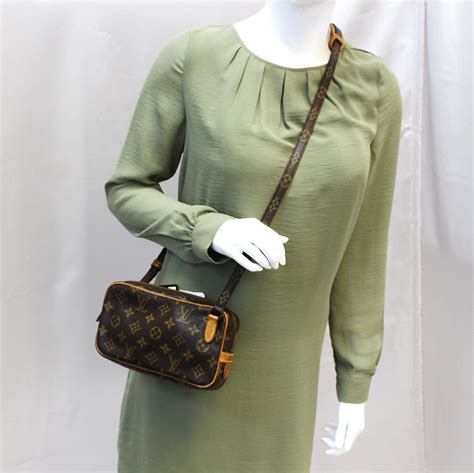 rebag louis vuitton pochette|Louis Vuitton handbags pre owned.